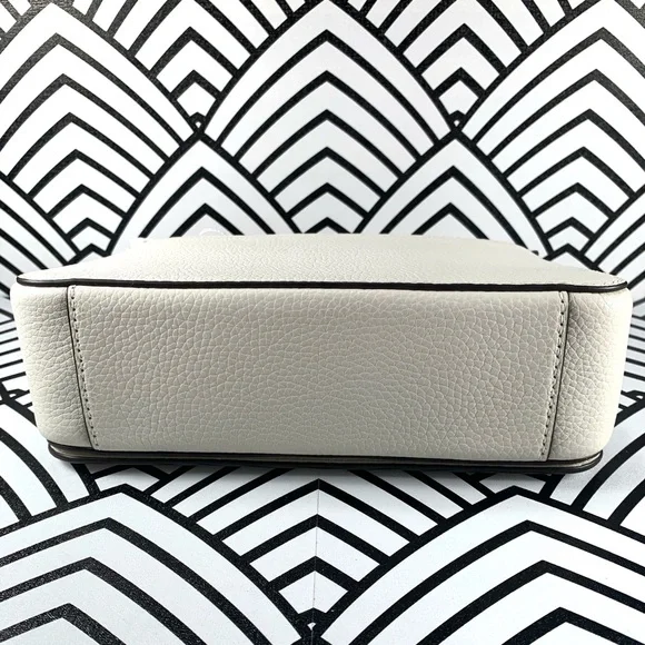 Tory Burch Carter Shoulder Bag in New Ivory - Picture 5 of 8